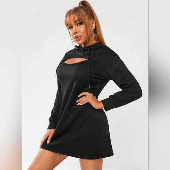 NWOT ZAFUL Cutout Drop Shoulder Mini Sweater Hoodie Dress Black Size M - Picture 2 of 5